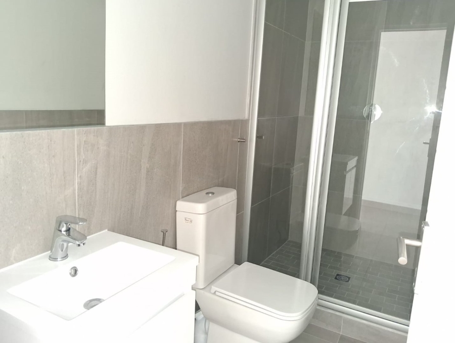 1 Bedroom Property for Sale in Table View Western Cape